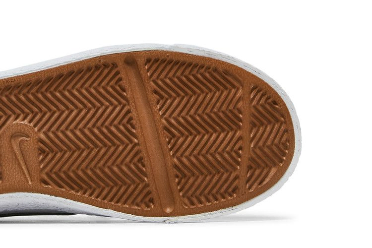 Кроссовки Nike Blazer Low GS 'White Forest Green'
