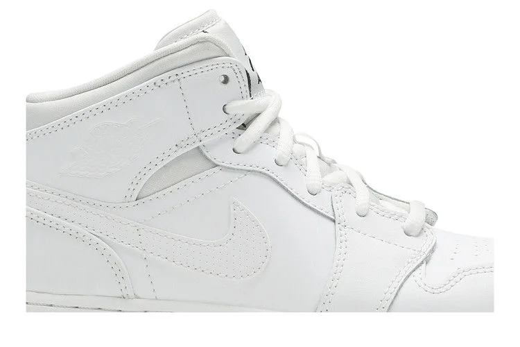 Krossovki-Air-Jordan-1-Retro-Mid-GS-White-1