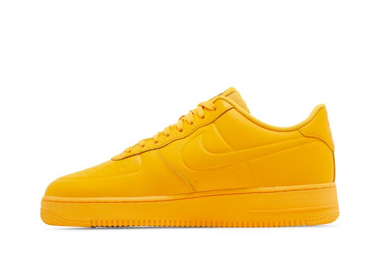 Кроссовки Nike Air Force 1 '07 Pro-Tech 'University Gold'