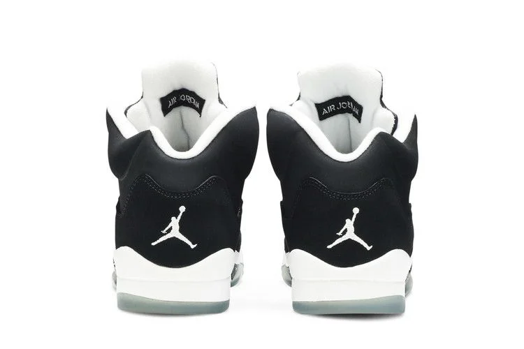 Krossovki-Air-Jordan-5-Retro-GS-Oreo-2013-5