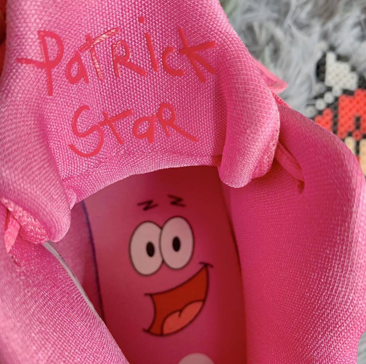 Кроссовки SpongeBob SquarePants x Nike Kyrie 5 Patrick