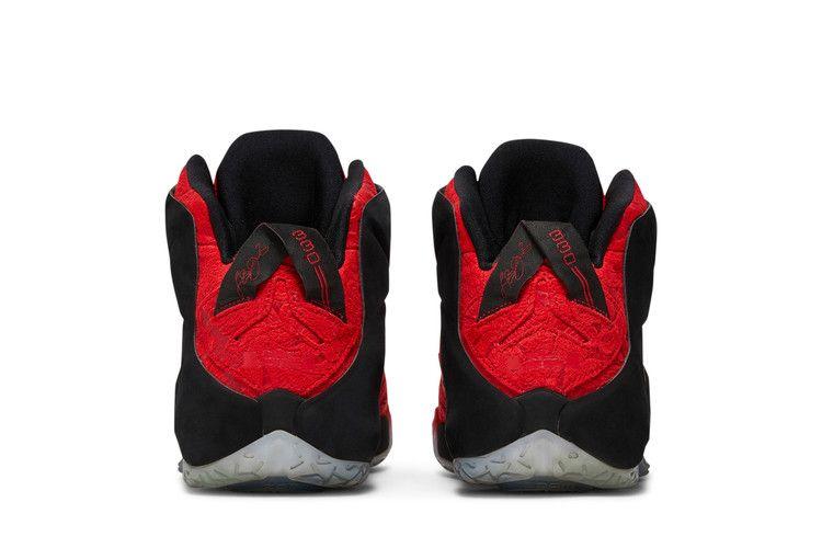 lebron-12-ext-red-paisley-748861-600_05