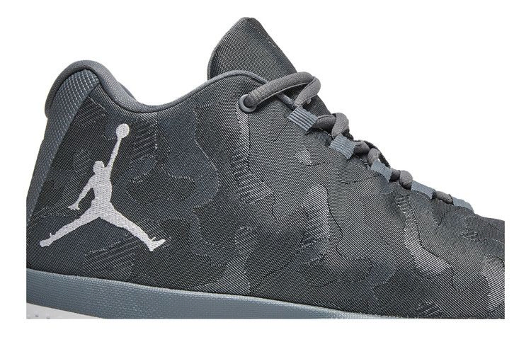 air-jordan-b-fly-mid-881444-004_01