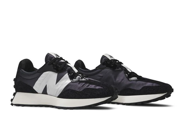 Krossovki-New-Balance-Wmns-327-Black-Grey-7