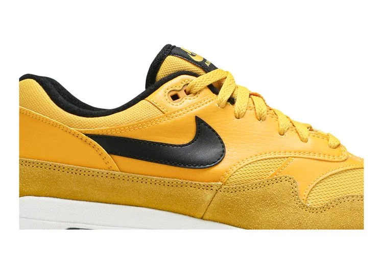 Кроссовки Nike Air Max 1 'University Gold'