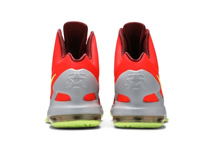 Krossovki-Nike-KD-5-DMV-5