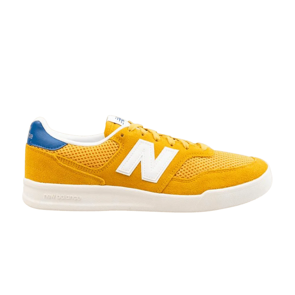 Krossovki-New-Balance-300-Varsity-Gold
