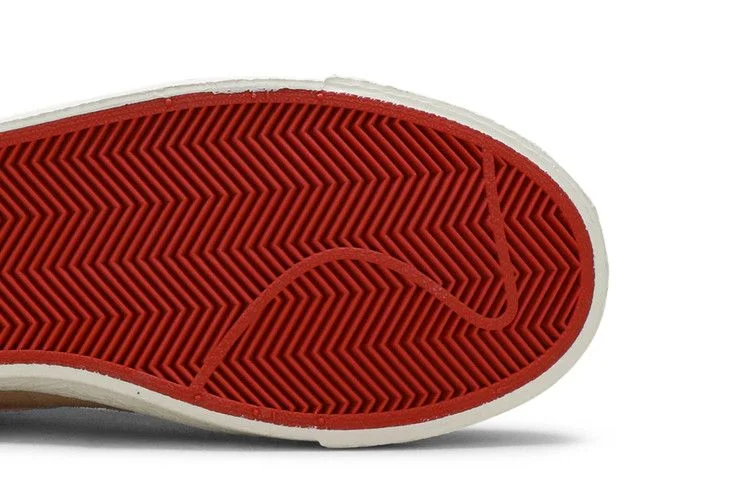 Krossovki-Nike-Blazer-Low-Arctic-Orange-4