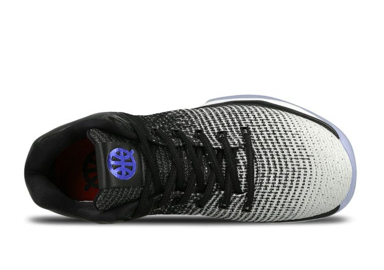air-jordan-31-low-quai-54-921195-154_02