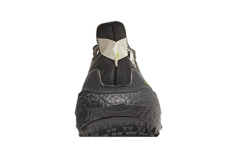 ultraboost-22-cold-rdy-black-solar-yellow-gx8028_06