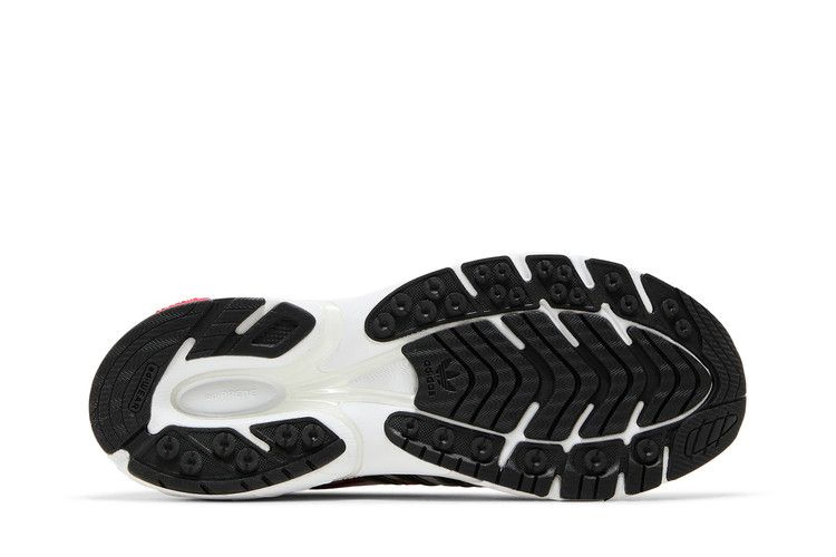 adistar-cushion-3-white-better-scarlet-ig1738_03