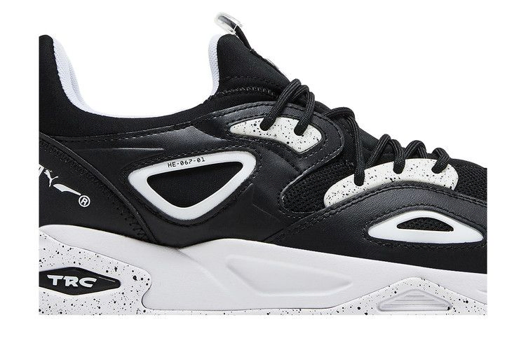 trc-blaze-chance-black-white-386430-02_01