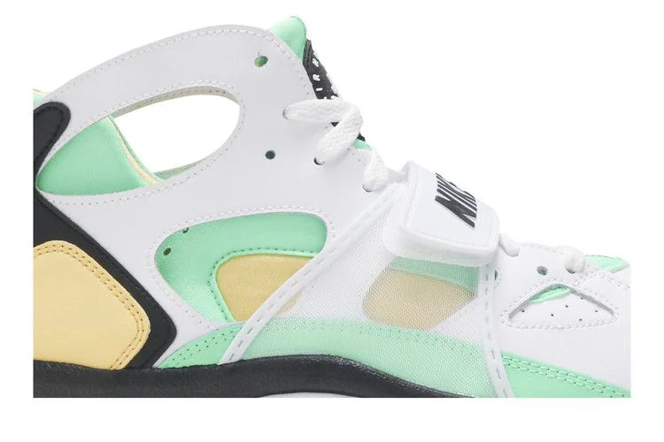Krossovki-Nike-Air-Trainer-Huarache-Green-Topaz-1