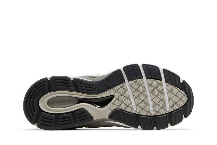 Кроссовки New Balance 990v4 Big Kid Wide 'Kool Grey Silver Filigree'