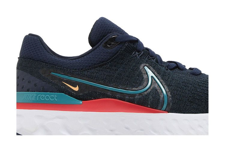 react-infinity-run-flyknit-3-obsidian-bright-spruce-dh5392-401_01