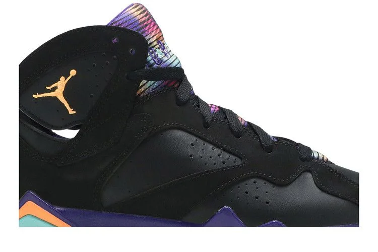 Кроссовки Air Jordan 7 Retro GG 'Lola Bunny'