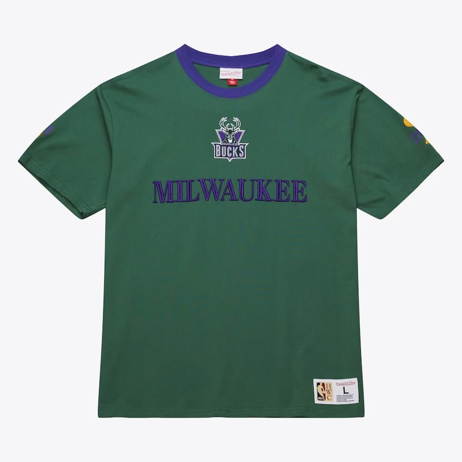 Футболка Mitchell & Ness Green Milwaukee Bucks Team OG 3.0 Vintage T-Shirt