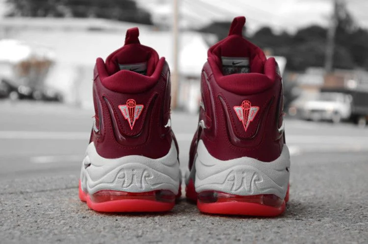 Krossovki-Nike-Air-Pippen-1-Noble-Red-2