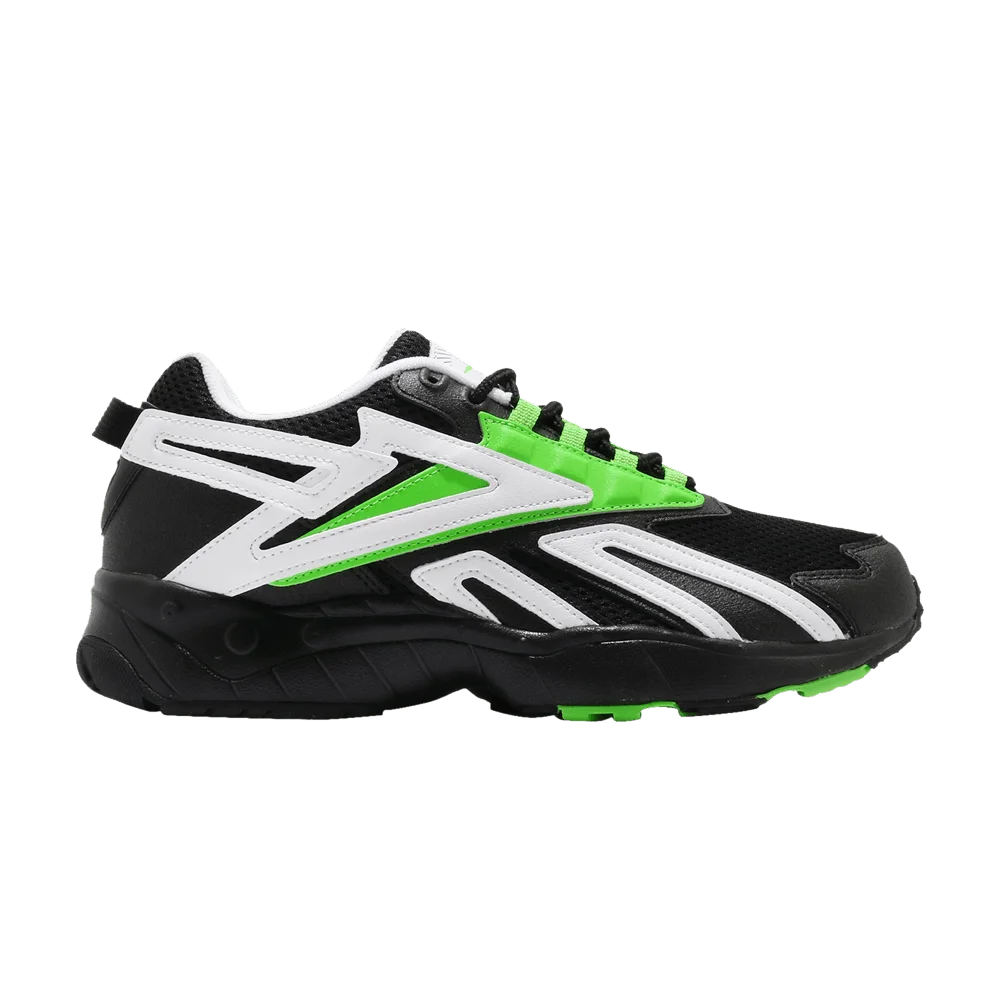 Krossovki-Reebok-INTV-Logo-Black-Green