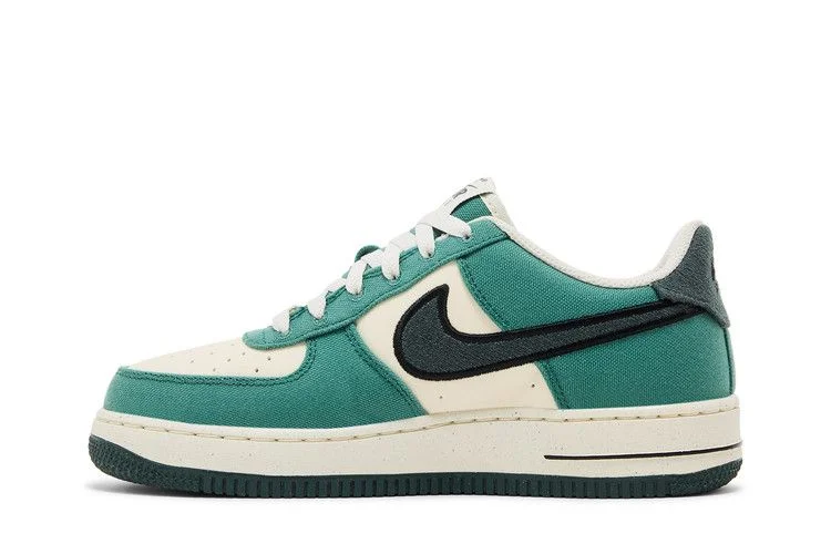 Кроссовки Nike Air Force 1 LV8 GS 'Notebook Doodle Pack - Vintage Green'