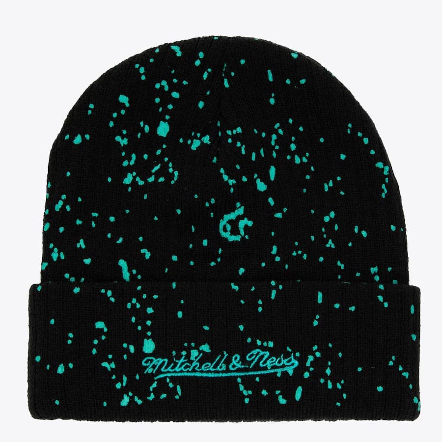 Шапка Mitchell & Ness Black Vancouver Grizzlies Vintage Nep Cuffed Knit Hat
