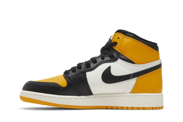 Krossovki-Air-Jordan-1-Retro-High-OG-GS-Yellow-Toe-2