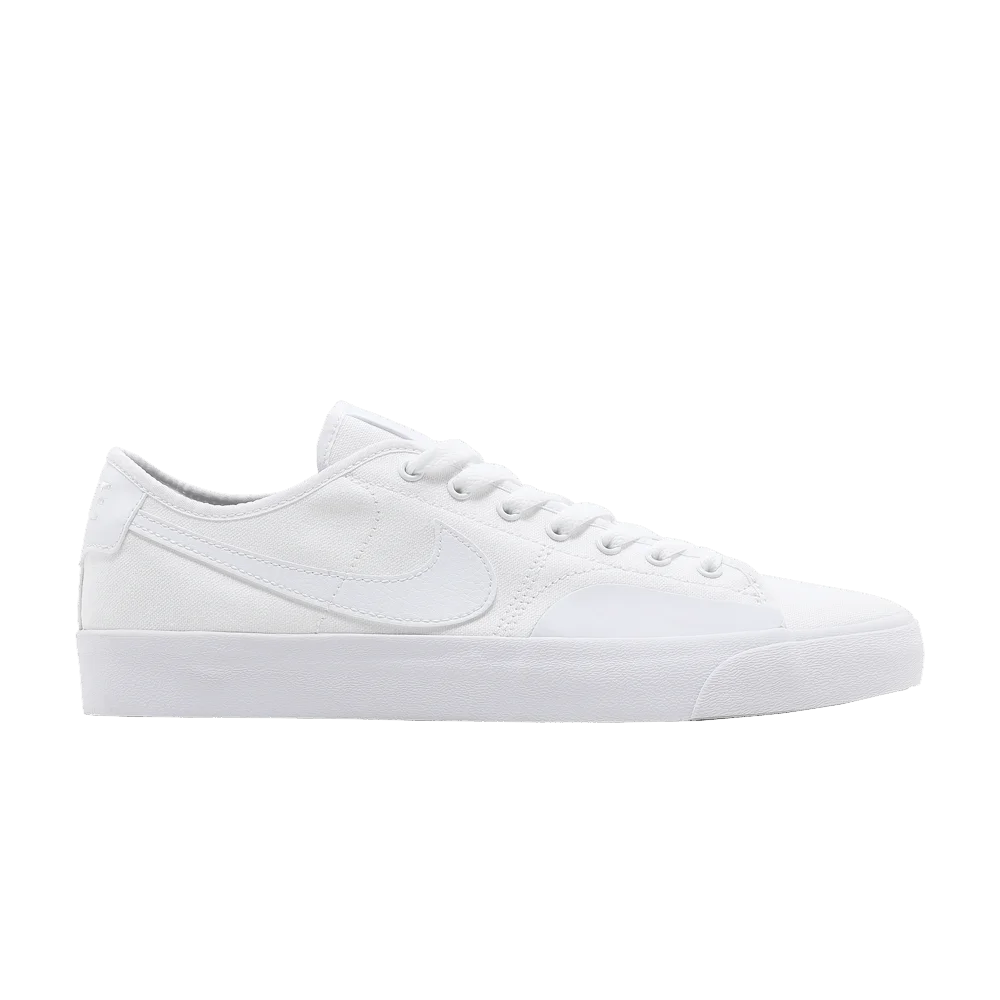 Krossovki-Nike-Blazer-Court-SB-Triple-White