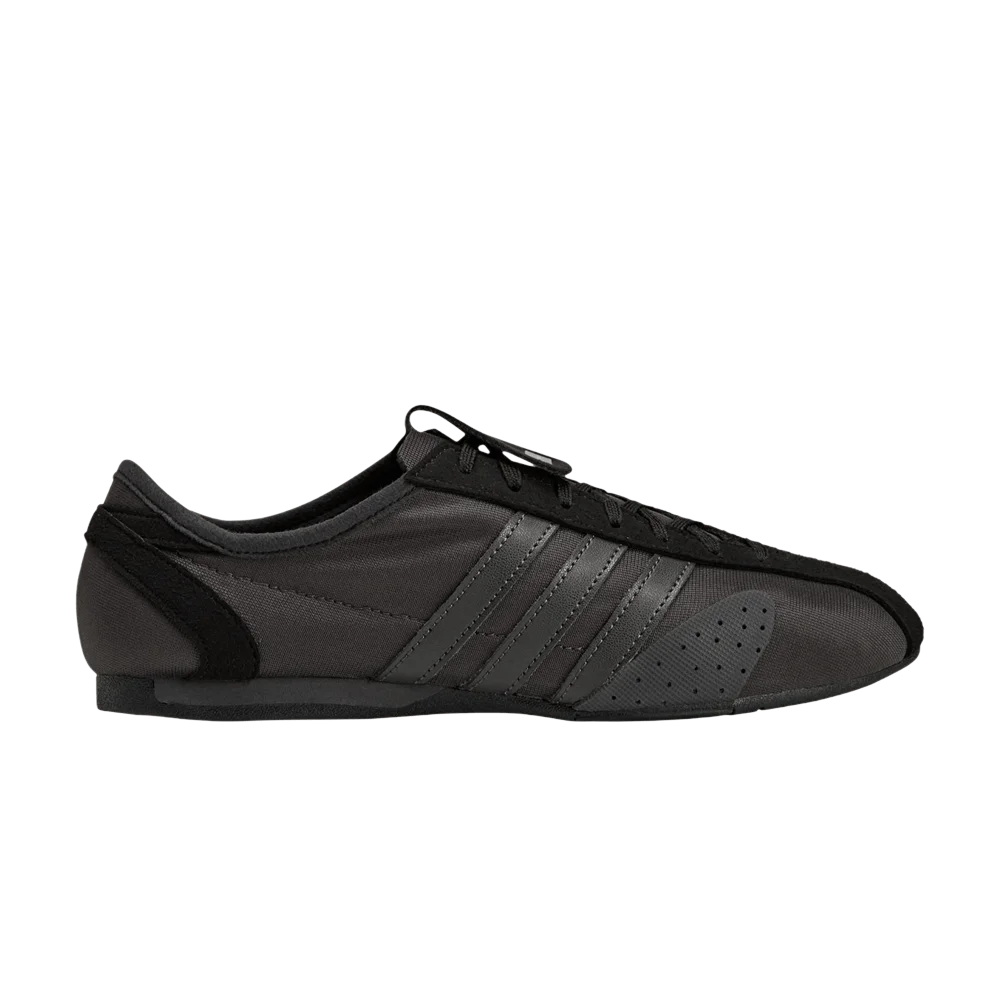 Krossovki-Stella-Mccartney-x-adidas-Wmns-76-Trainer-Core-Black