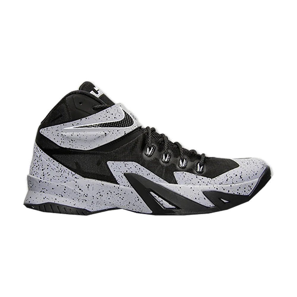 Krossovki-Nike-Zoom-LeBron-Soldier-8-Premium