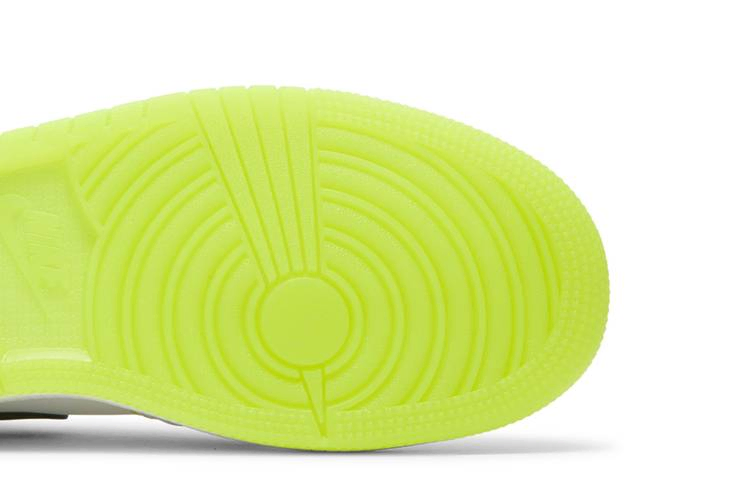 Кроссовки Air Jordan 1 Low SE GS 'Warped Swoosh'