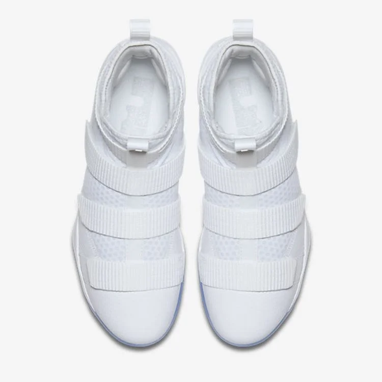 Krossovki-Nike-LeBron-Soldier-11-Triple-White-1