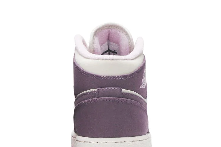Krossovki-Air-Jordan-1-Retro-Mid-GS-Pro-Purple-6