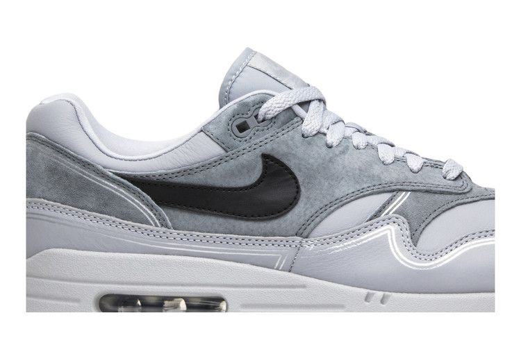 Кроссовки Nike Air Max 1 'Centre Pompidou by Night'