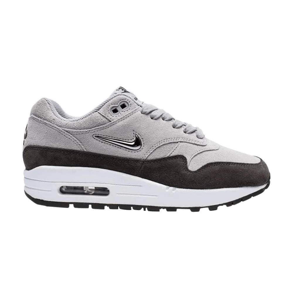 Krossovki-Nike-Wmns-Air-Max-1-Premium-SC-Jewel-Wolf-Grey