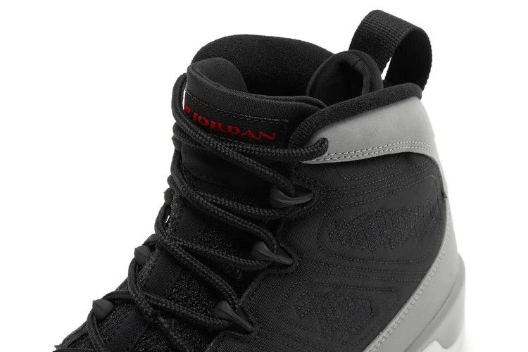 Krossovki-Air-Jordan-9-Retro-Particle-Grey-8