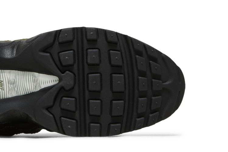 air-max-95-cargo-khaki-reflective-dz4511-300_04