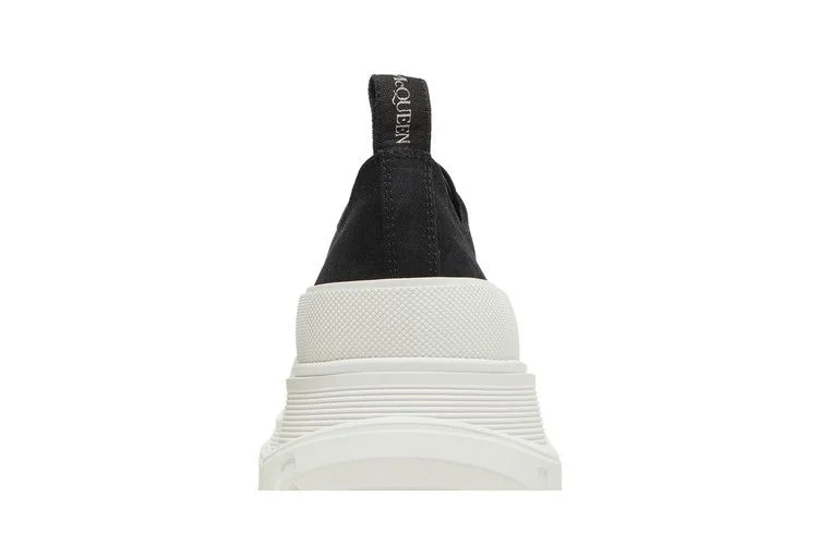 Кроссовки Alexander McQueen Tread Slick 'Black Off White'