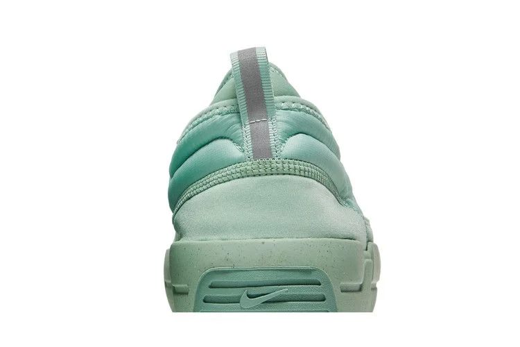 Nike-Offline-Pack-Enamel-Green-6