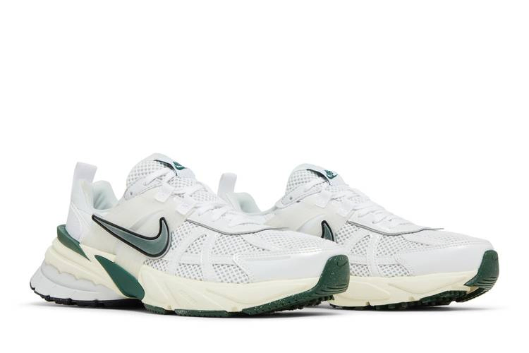 wmns-v2k-run-fir-fd0736-101_07