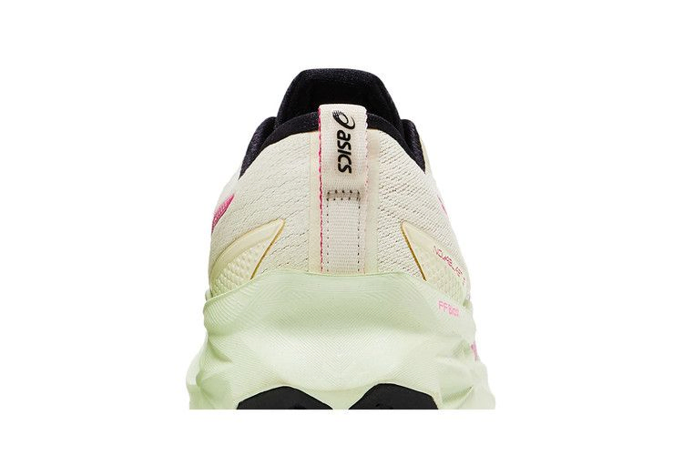 wmns-novablast-2-birch-pink-rave-1012b049-200_06