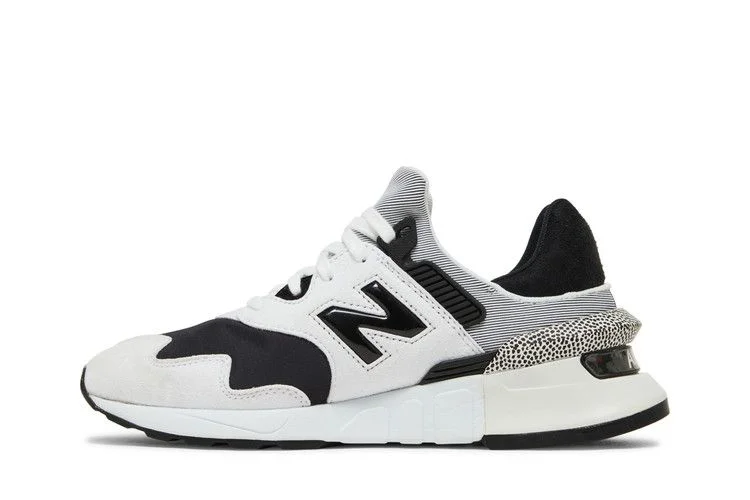 Krossovki-New-Balance-Wmns-997-Sport-White-Black-2