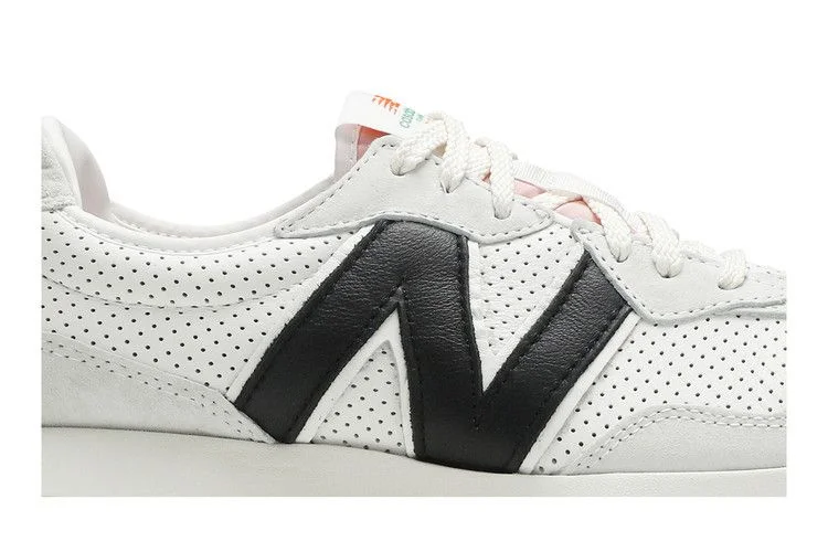 Кроссовки Casablanca x New Balance 327 'Idéaliste - Grey Pink'
