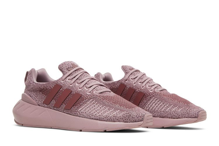 wmns-swift-run-22-magic-mauve-gv7978_07