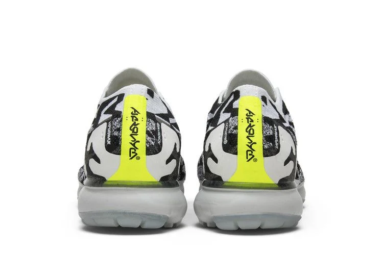 Кроссовки Acronym x Nike Air VaporMax Moc 2 'Light Bone'