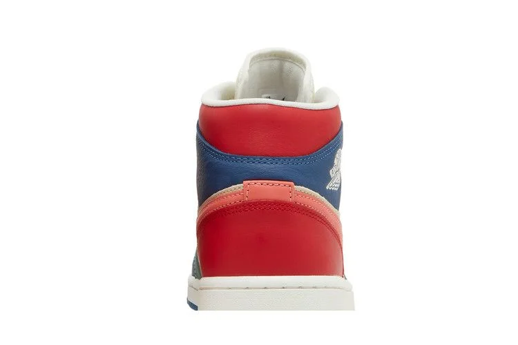Кроссовки Wmns Air Jordan 1 Mid SE 'Multi-Color'