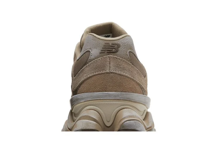 Кроссовки New Balance 9060 'Mushroom'