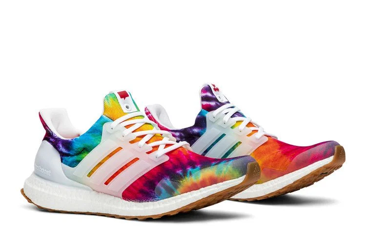 Krossovki-Nice-Kicks-x-adidas-UltraBoost-Consortium-Woodstock-White-7