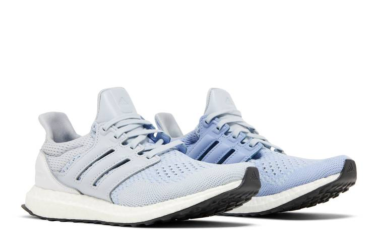 wmns-ultraboost-1-0-halo-blue-hq2196_07