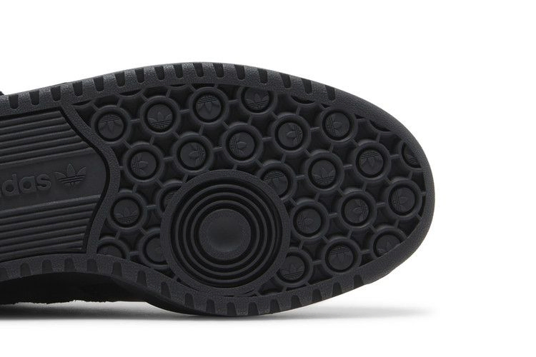 Кроссовки adidas Forum Low 'Triple Black'