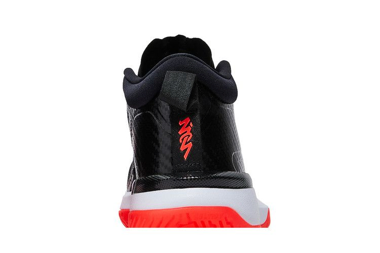 jordan-zion-1-black-bright-crimson-da3130-006_06